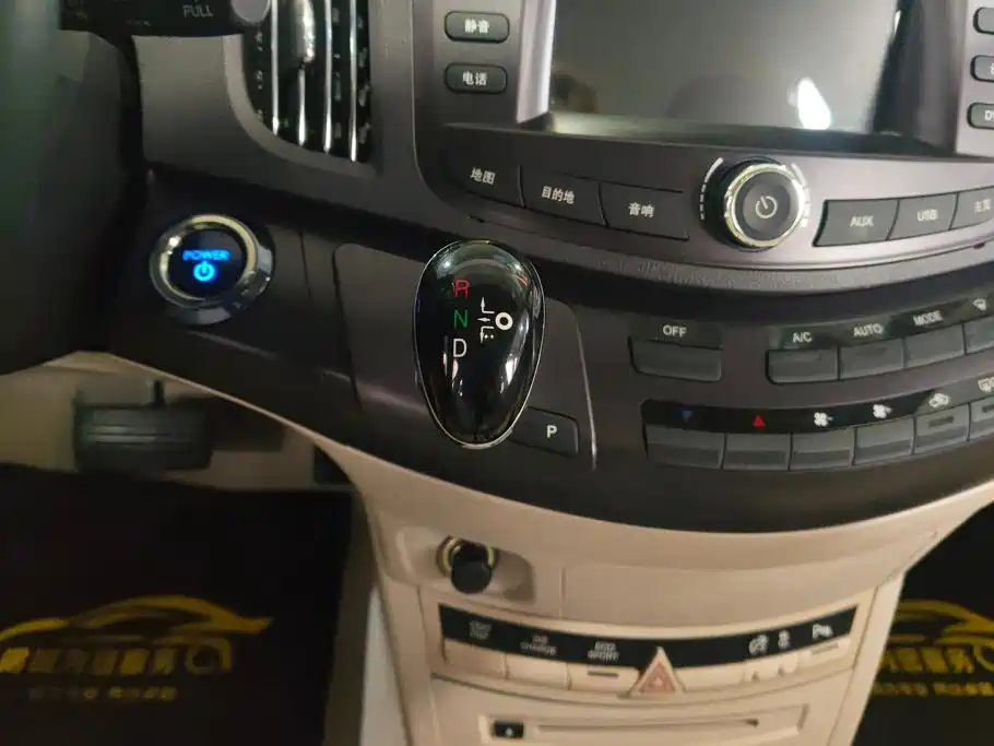 BYD e6 — миниатюра 16