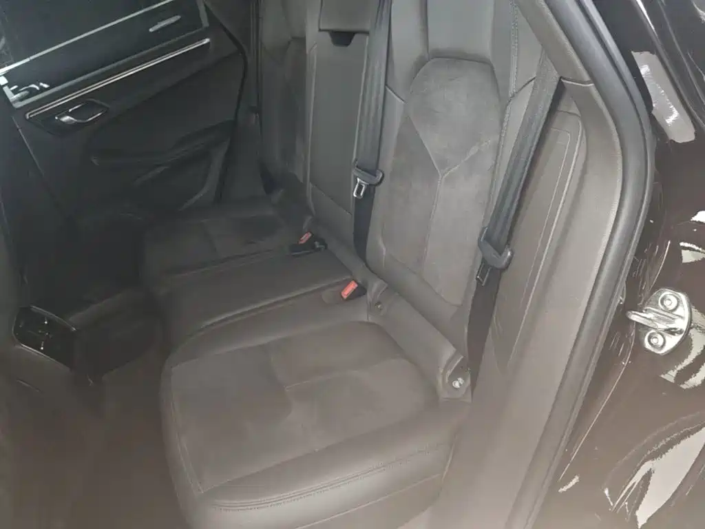 Porsche Macan — миниатюра 17
