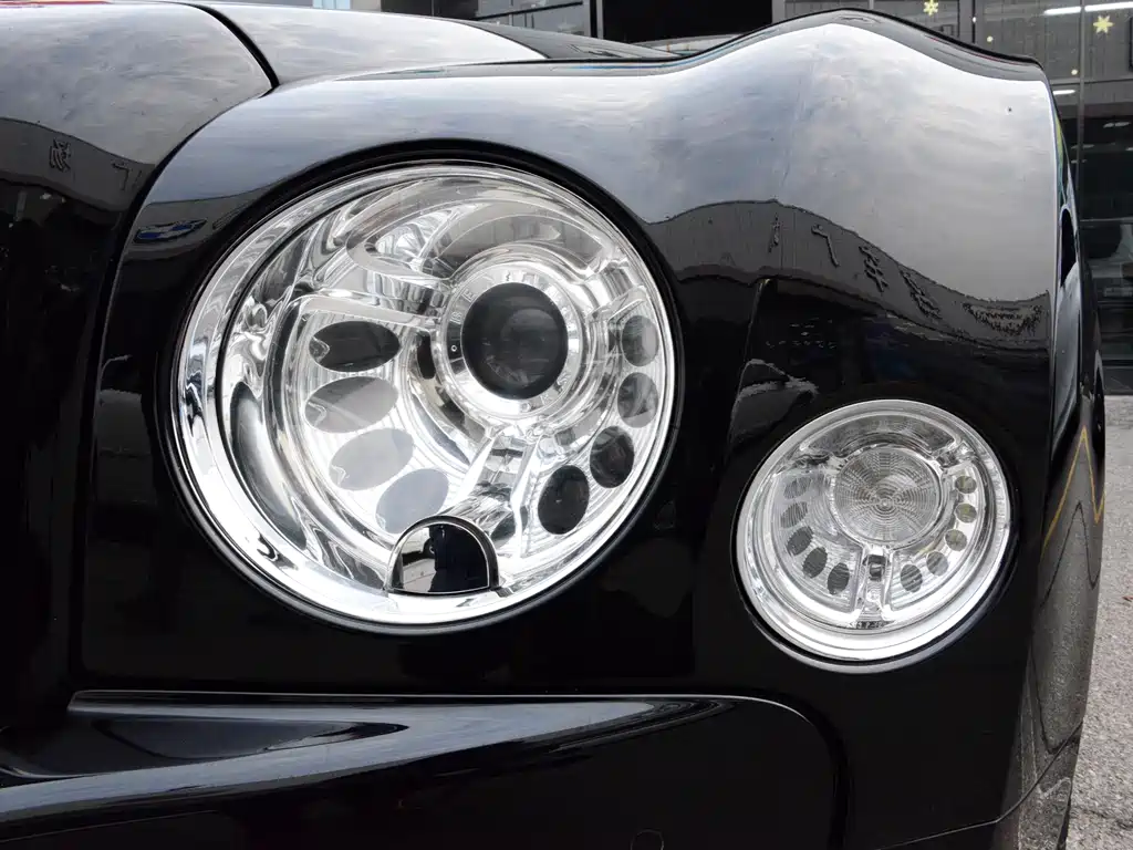 Bentley Mulsanne — миниатюра 17
