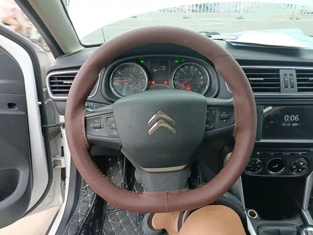 Citroen C3-XR — миниатюра 11