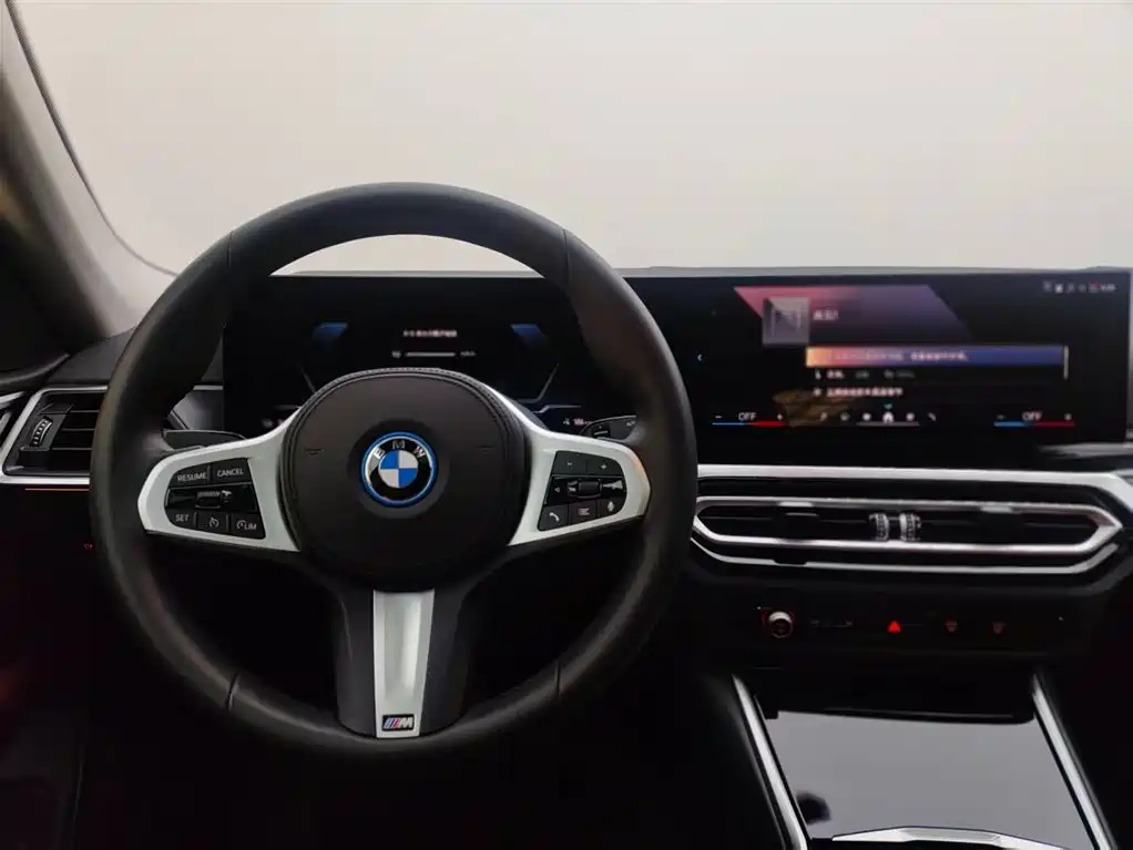 BMW I4