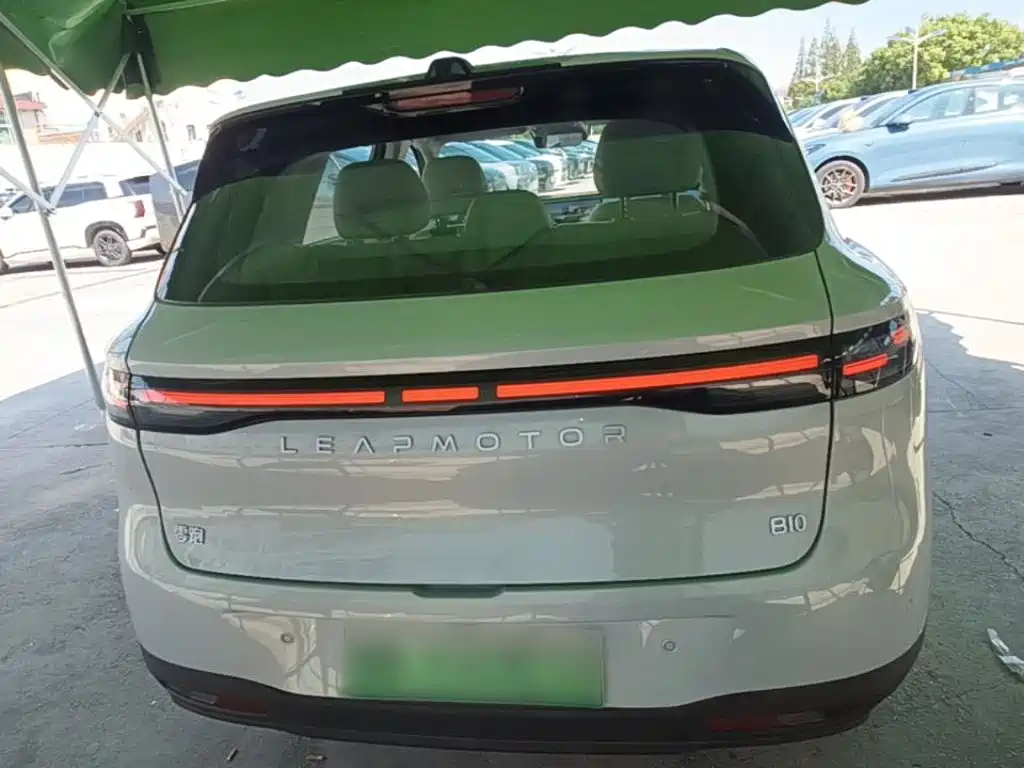 Leapmotor Leapmotor B10 — миниатюра 6