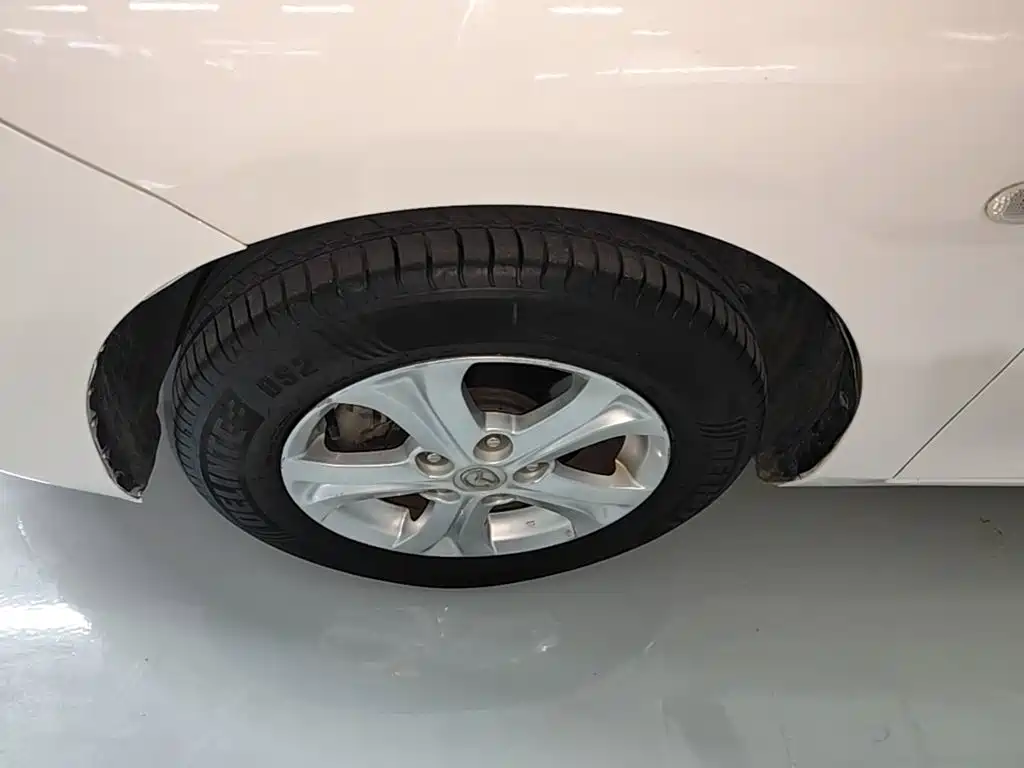 Mazda 3 Xingcheng — миниатюра 23
