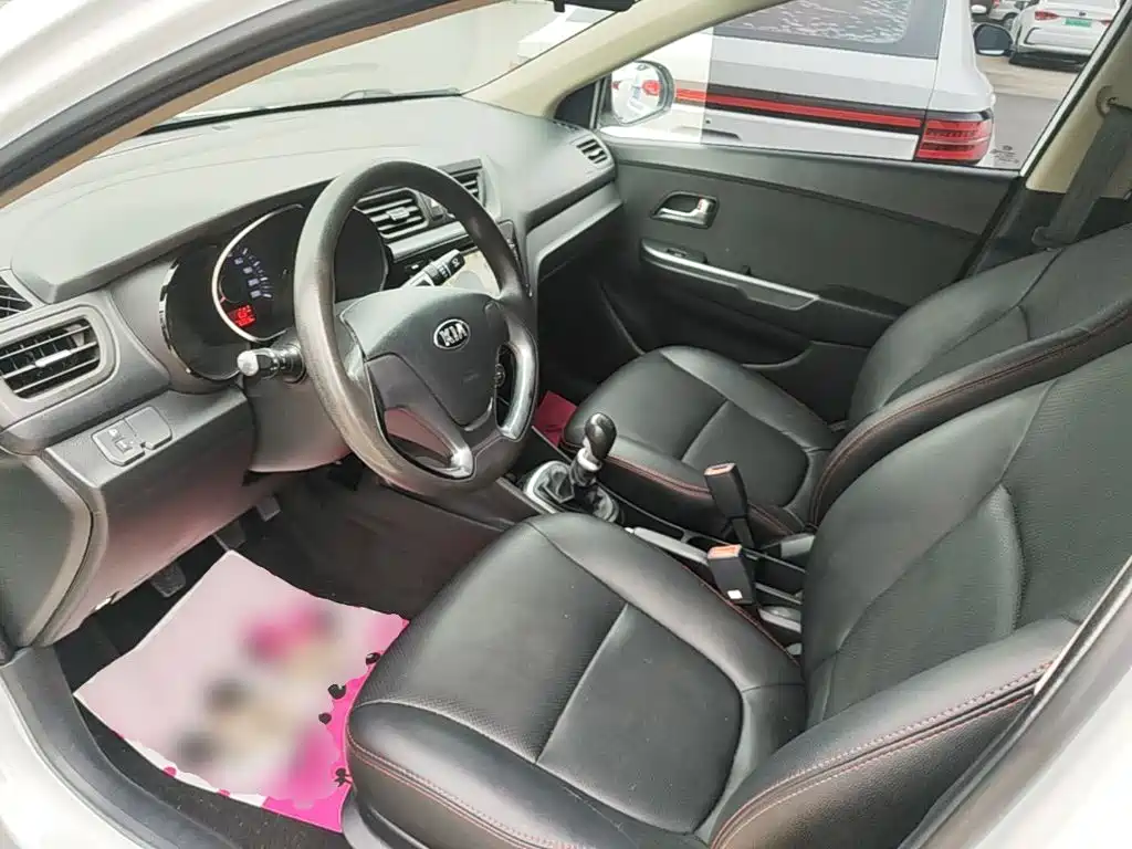 Kia K2 — миниатюра 16