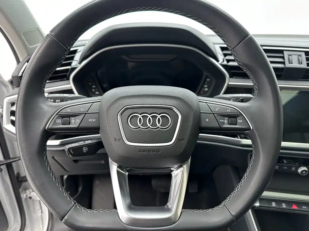 Audi Q3 — миниатюра 16