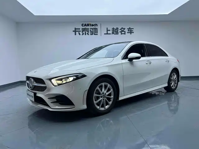 MERCEDES-BENZ A CLASS 2021