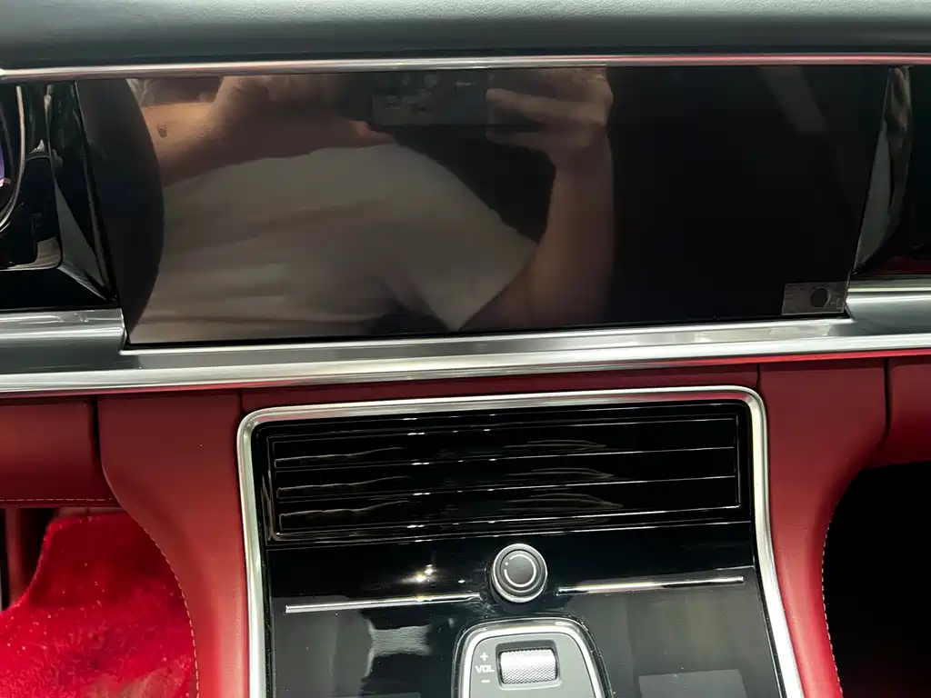 Porsche Panamera — миниатюра 13