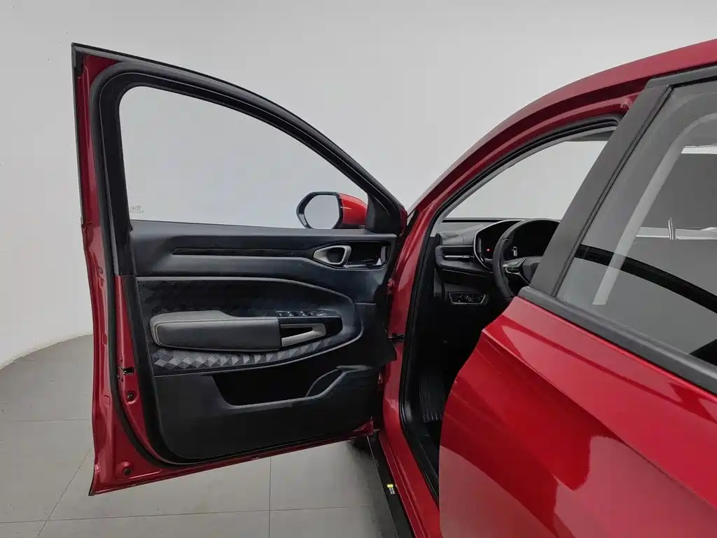 Baojun RM-5 — миниатюра 8