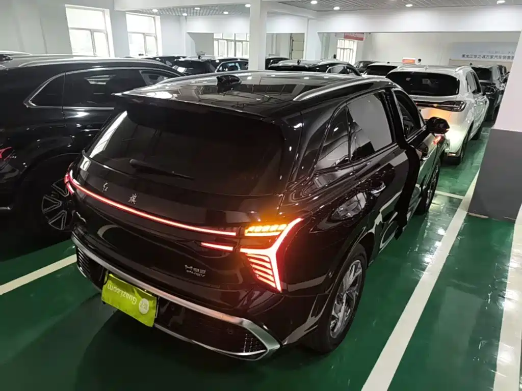 Hongqi Hongqi HS3 PHEV — миниатюра 7