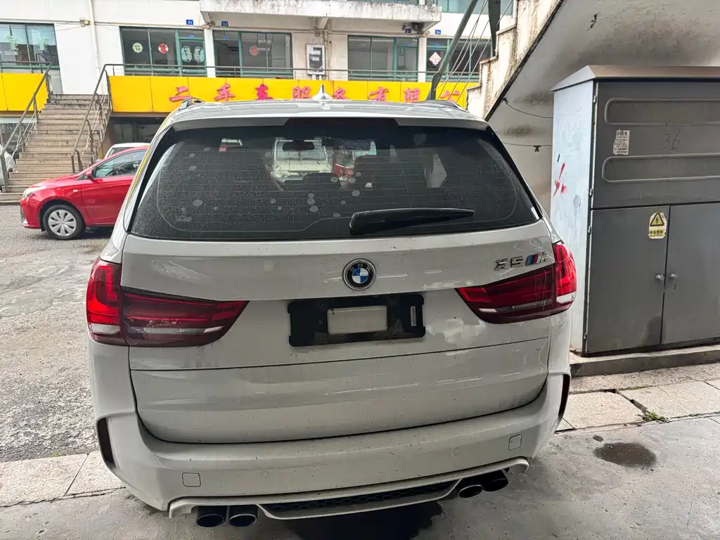 BMW X5 M