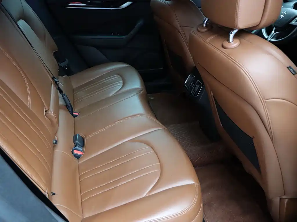 Maserati Levante — миниатюра 18