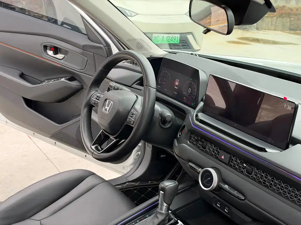Honda Accord — миниатюра 14