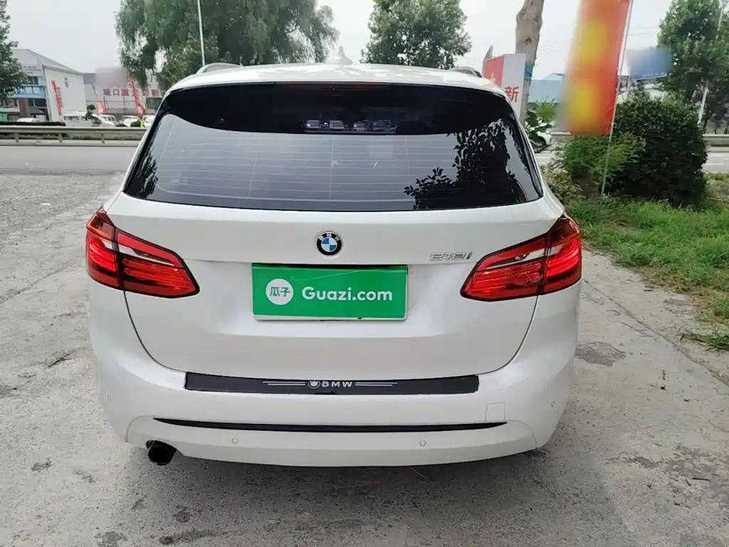 BMW 2 Series Active Tourer — миниатюра 6