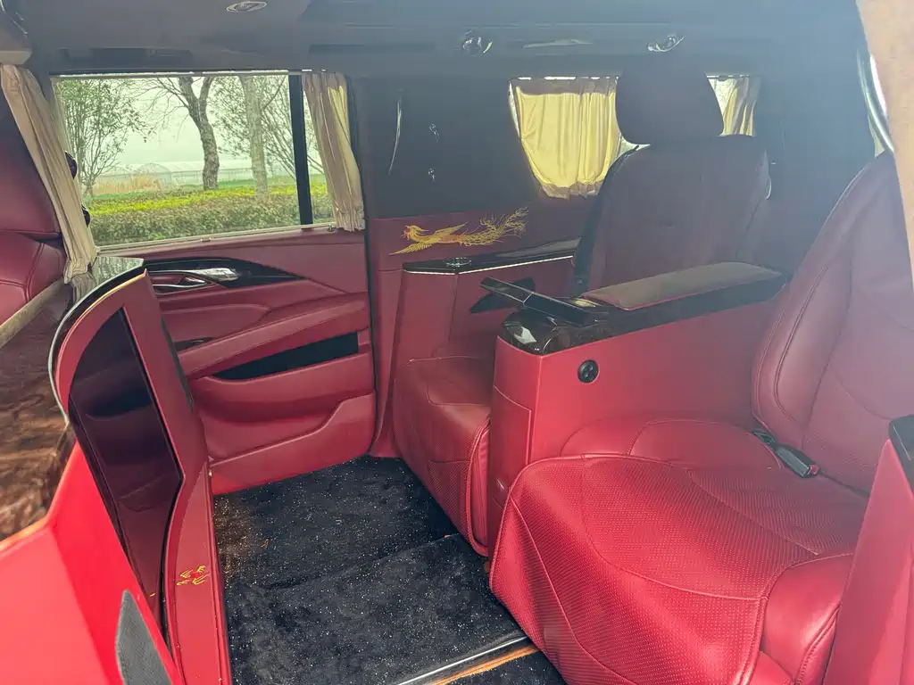 CADILLAC ESCALADE ESCALADE