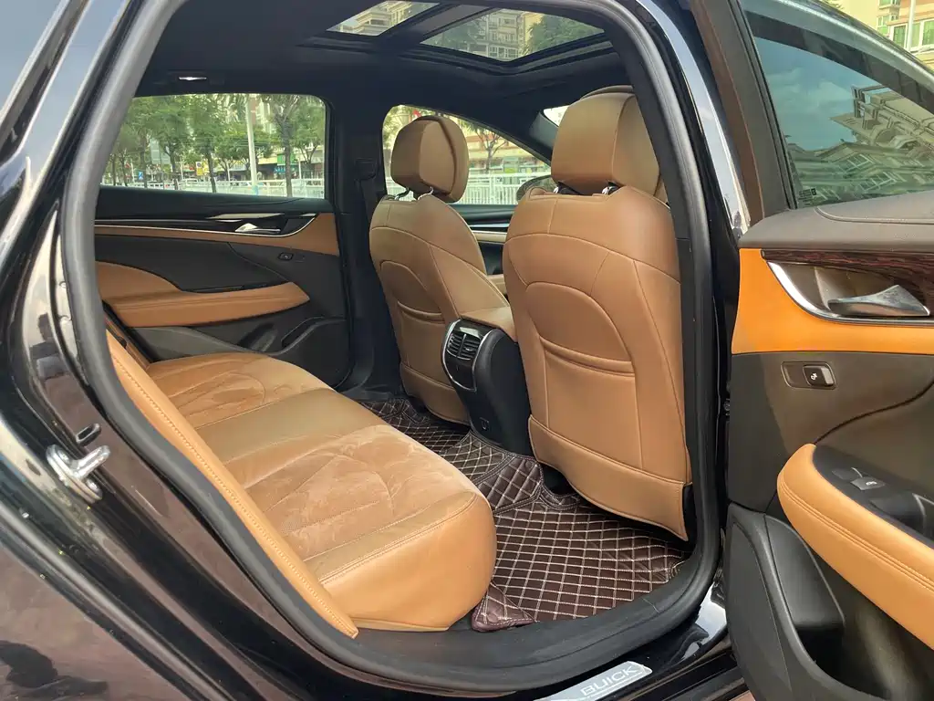 Buick LaCrosse — миниатюра 11