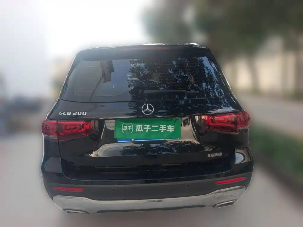 Mercedes-Benz GLB — миниатюра 3