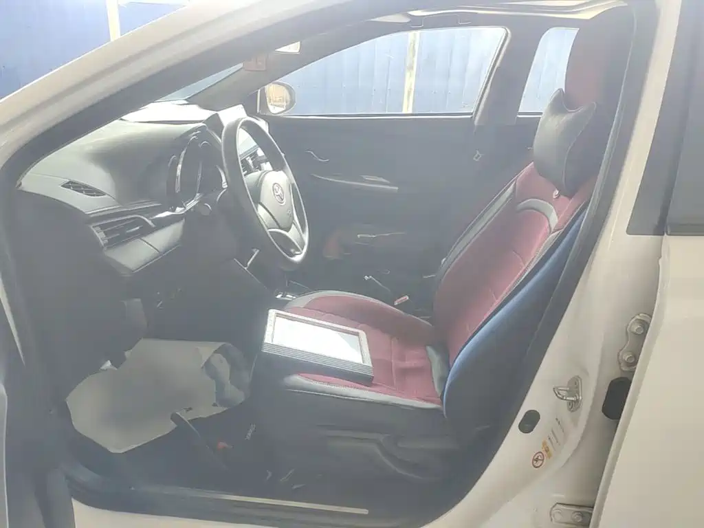 Toyota Yaris L — миниатюра 15