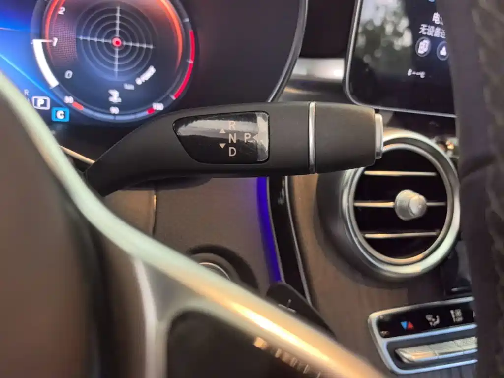 Mercedes-Benz GLC — миниатюра 14