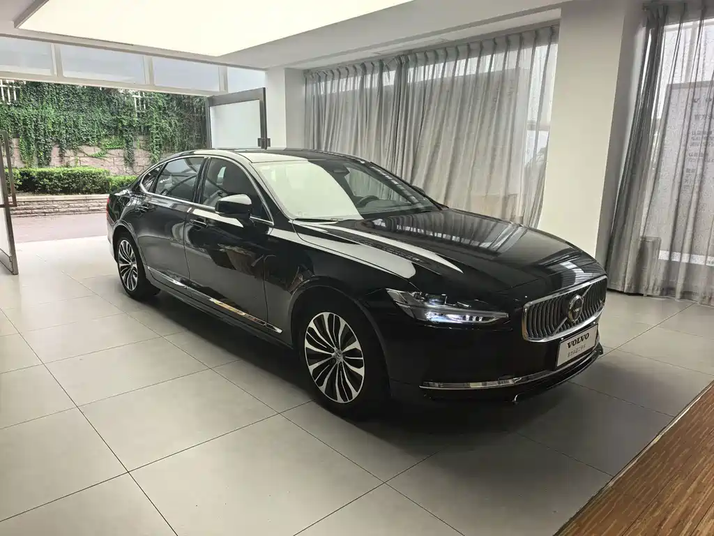 Volvo S90 — миниатюра 3