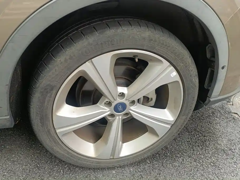 Ford Equator — миниатюра 6