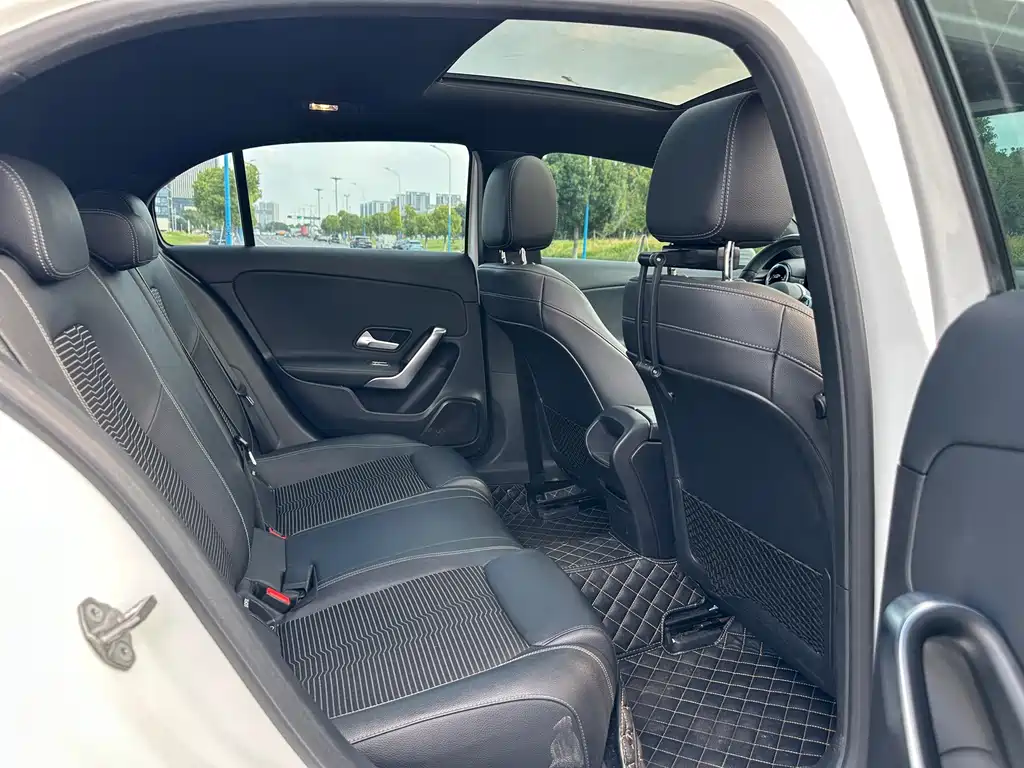 Mercedes-Benz A-Class (Import) — миниатюра 20