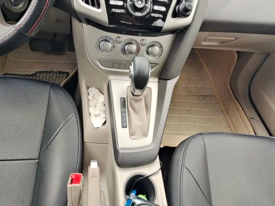 Ford Focus — миниатюра 16