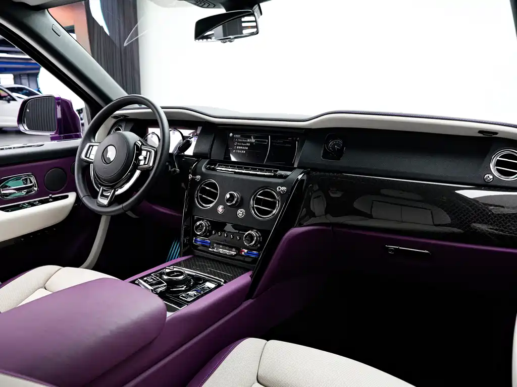 ROLLS-ROYCE CULLINAN