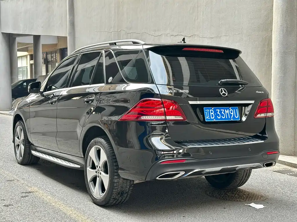 MERCEDES-BENZ GLE