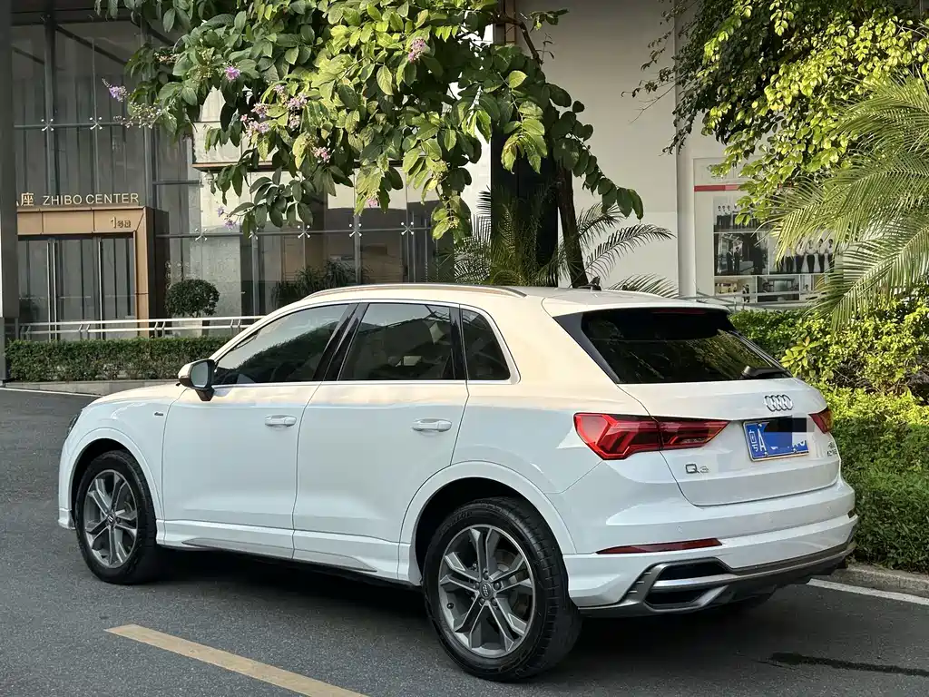 Audi Q3 — миниатюра 5