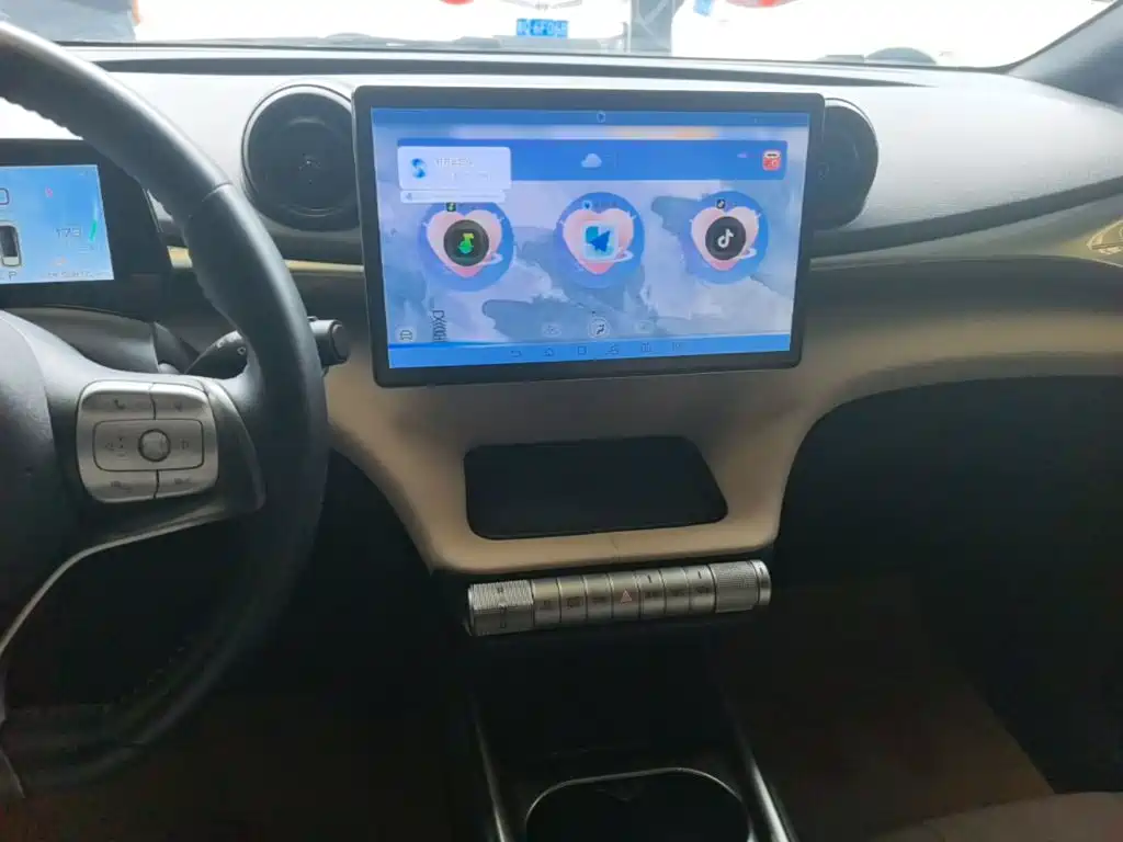 BYD Dolphin — миниатюра 13