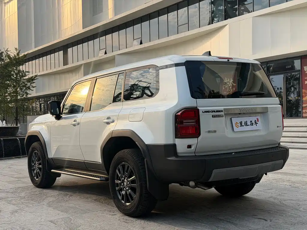 Toyota Prado — миниатюра 7