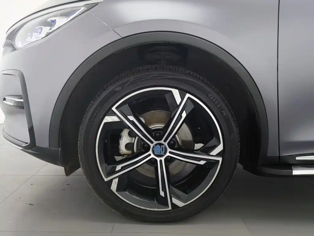 BYD Tang New Energy — миниатюра 17