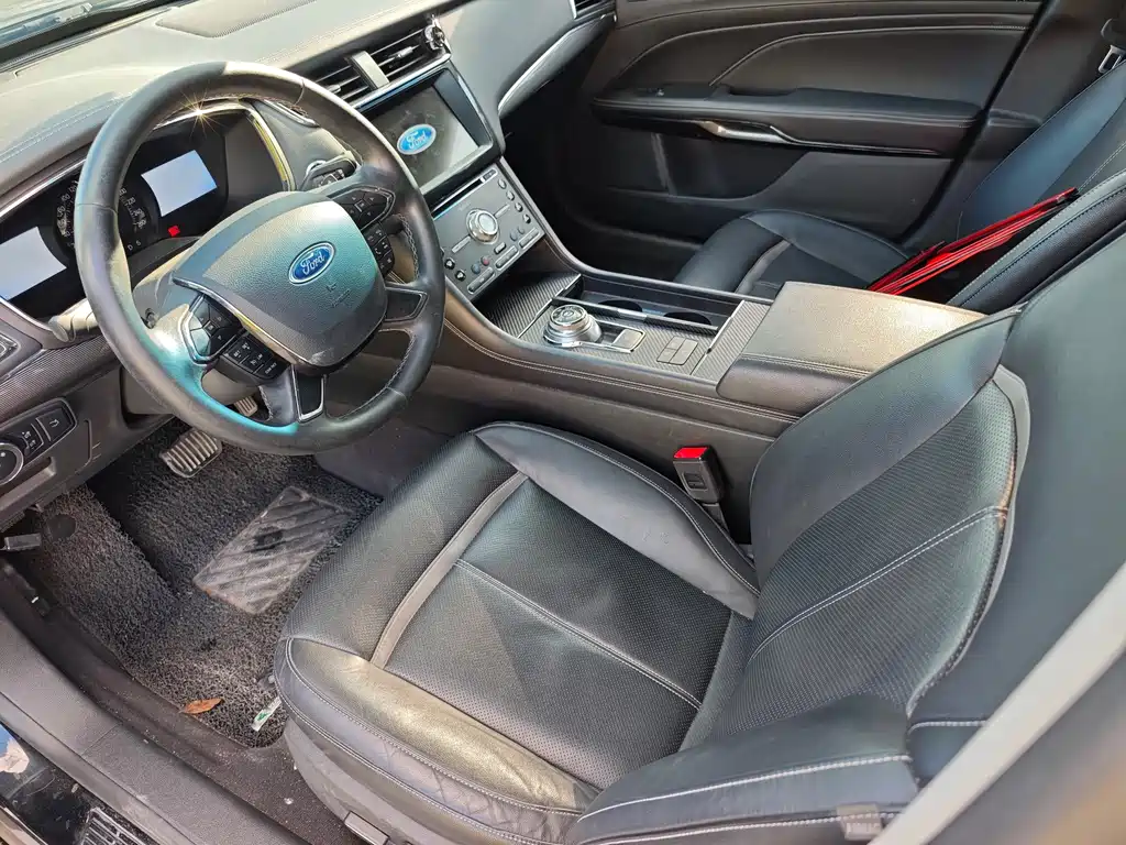 Ford Taurus — миниатюра 19