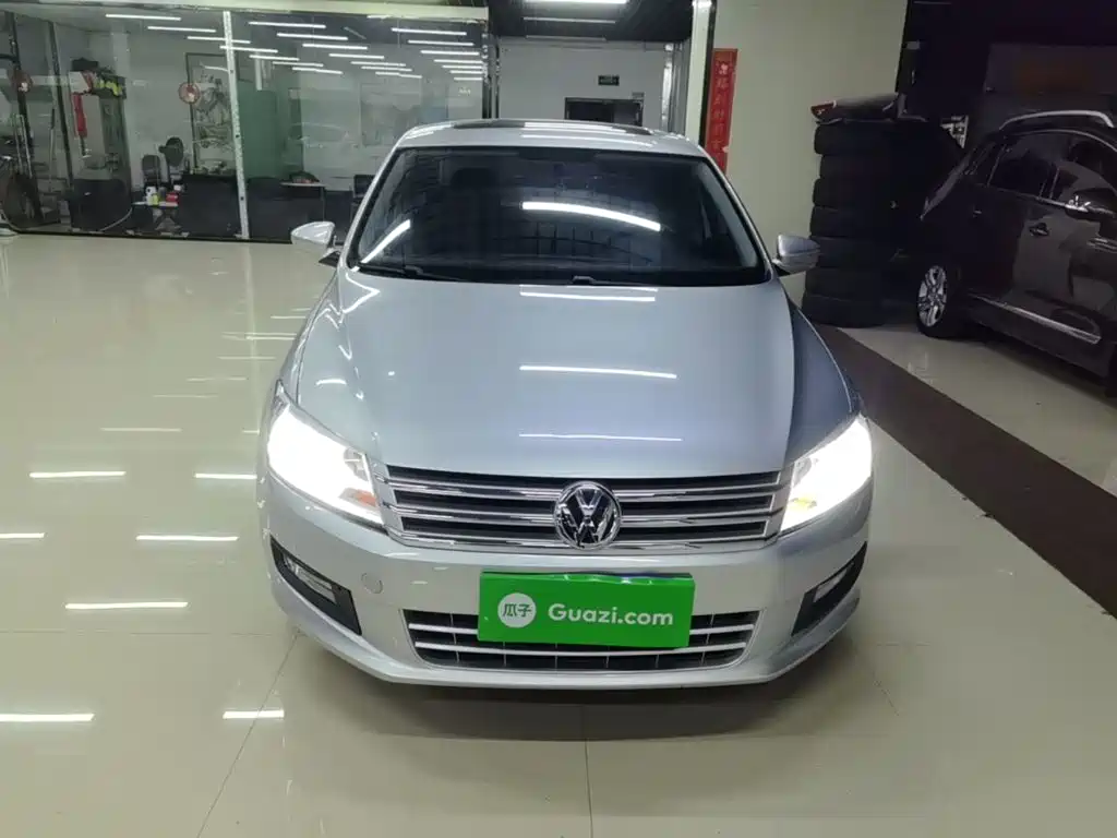 Volkswagen Santana — миниатюра 3