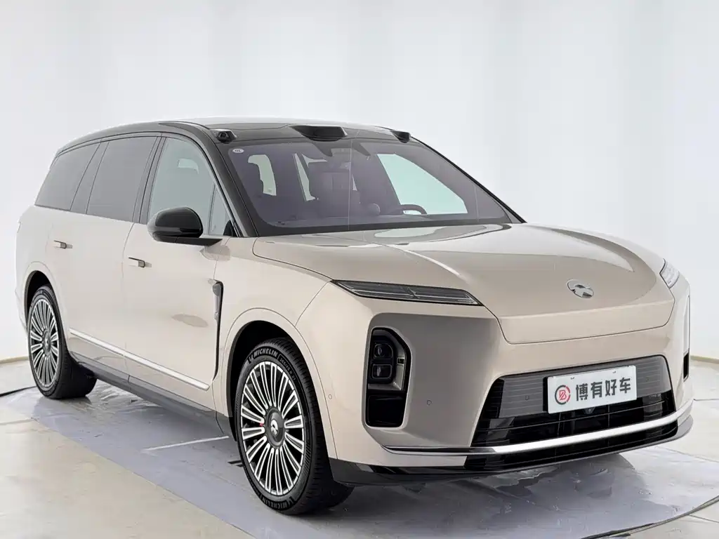 NIO ES8 — миниатюра 4
