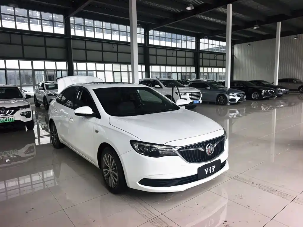 Buick Excelle — миниатюра 3