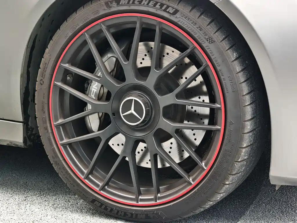 MERCEDES-BENZ C CLASS AMG