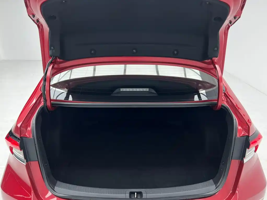 Toyota Corolla — миниатюра 12