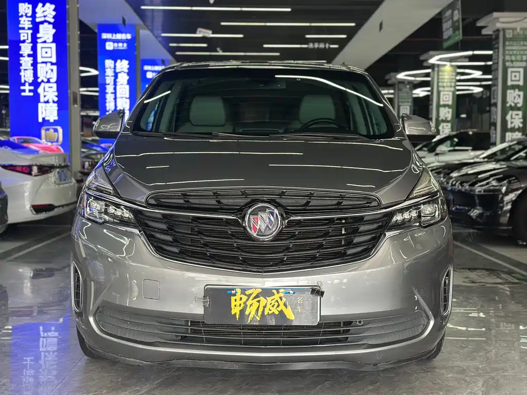Buick GL8 — миниатюра 2