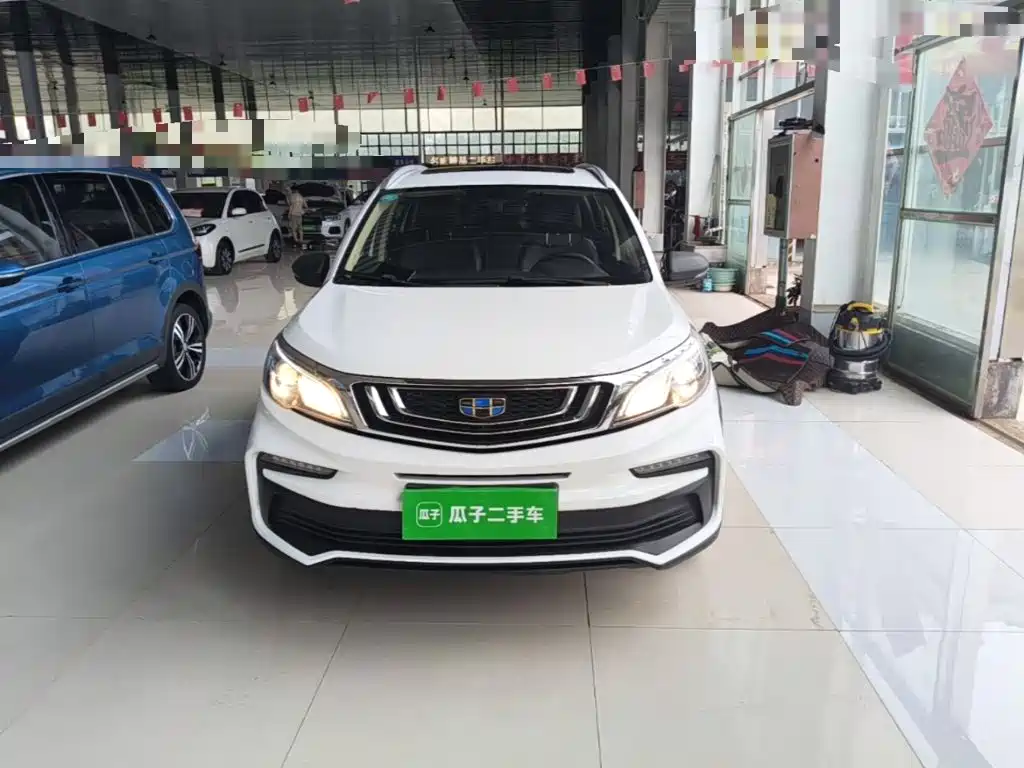Geely Vision X3 — миниатюра 3