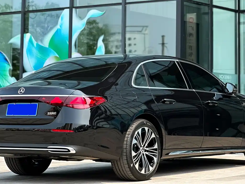 Mercedes-Benz E-Class E 2026 E 300 L Luxury