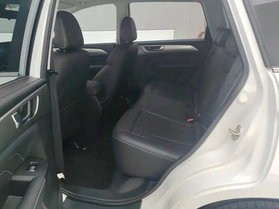 Haval M6 — миниатюра 11