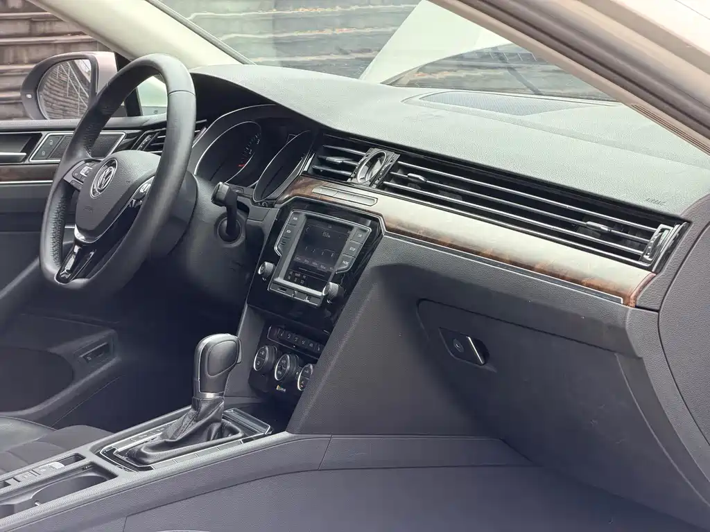Volkswagen Magotan — миниатюра 17