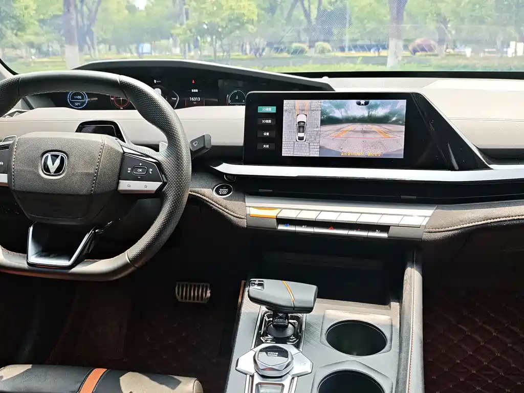 Changan UNI-V — миниатюра 12