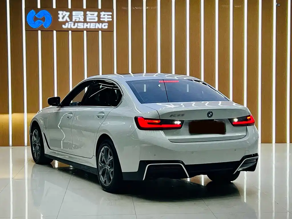BMW i3 — миниатюра 6