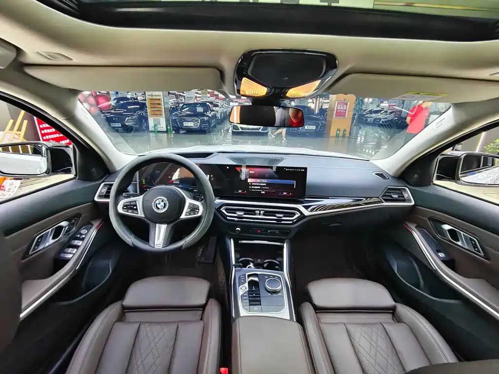 BMW i3 — миниатюра 11