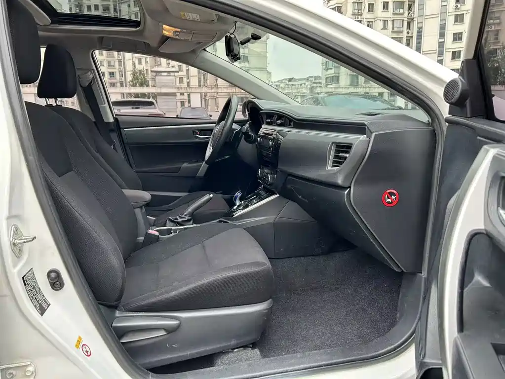 Toyota Corolla — миниатюра 13