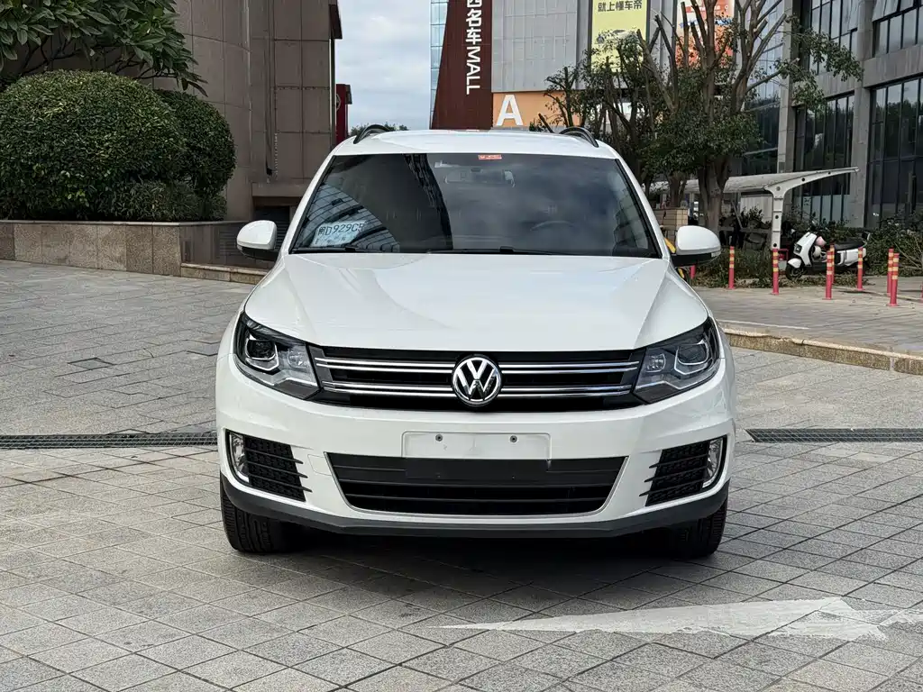 Volkswagen Tiguan — миниатюра 2