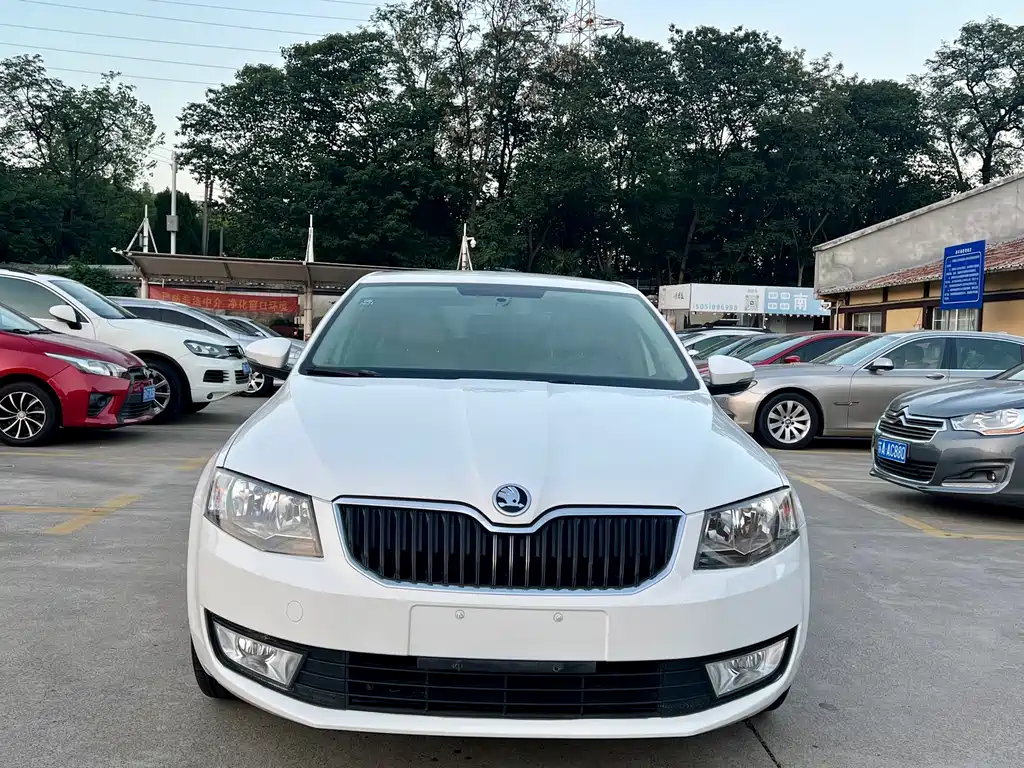 Skoda Octavia — миниатюра 2