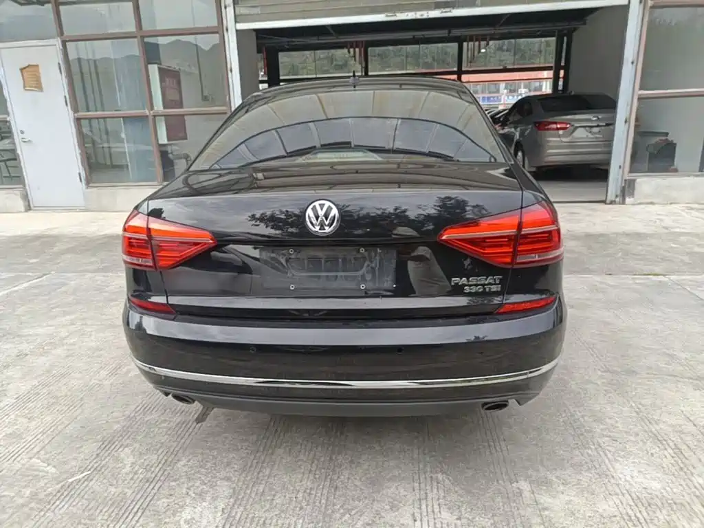 Volkswagen Passat — миниатюра 6
